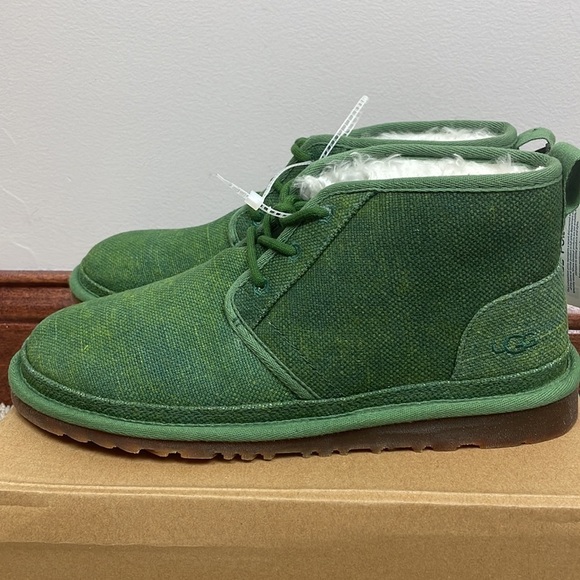 NWOT Men UGG SZ 10 Neumel Chukka Boots Tencel Natural Green Shearling Faux Fur - Picture 2 of 11
